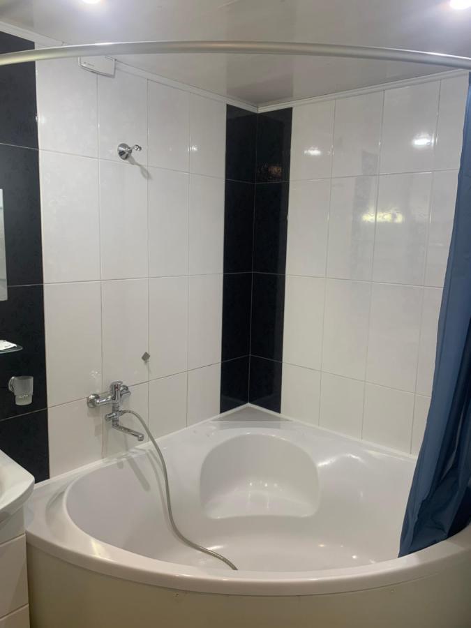 צ'רקסי Cozy And Comfortable Apartment מראה חיצוני תמונה